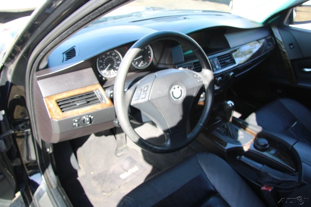 2007 BMW E60 5 Series Sedan - Image 15 of 21