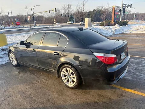 2007 BMW 5 Series 525xi Sedan 4D