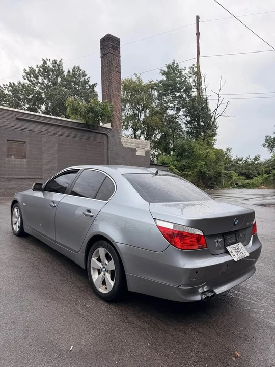 2007 BMW E60 5 Series Sedan - Image 2 of 10