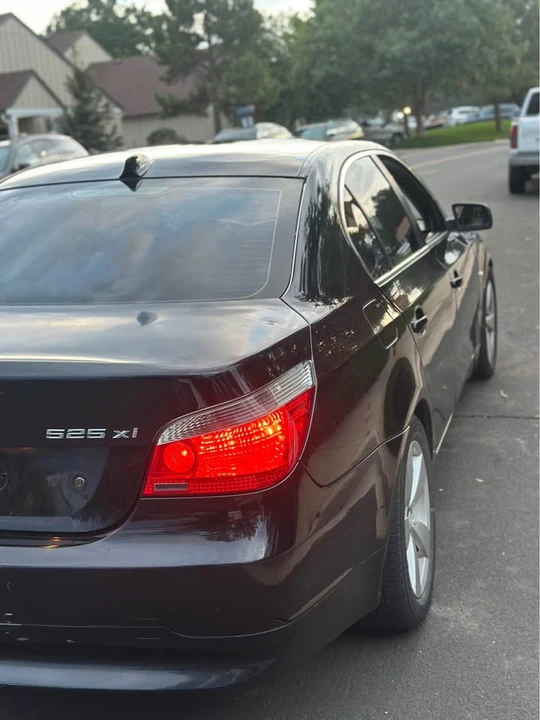 2007 BMW E60 5 Series Sedan - Image 4 of 8