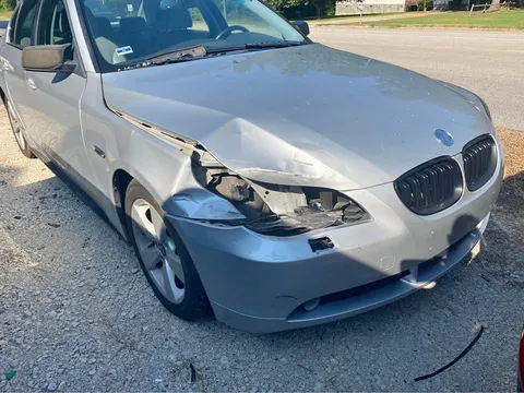 2007 BMW 5 Series 525xi Sedan 4D