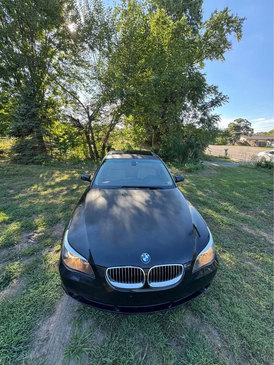 2007 BMW E60 5 Series Sedan - Image 2 of 7