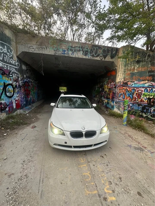 2007 BMW E60 5 Series Sedan - Image 4 of 6