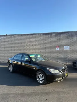 2007 BMW 5 Series 525xi Sedan 4D