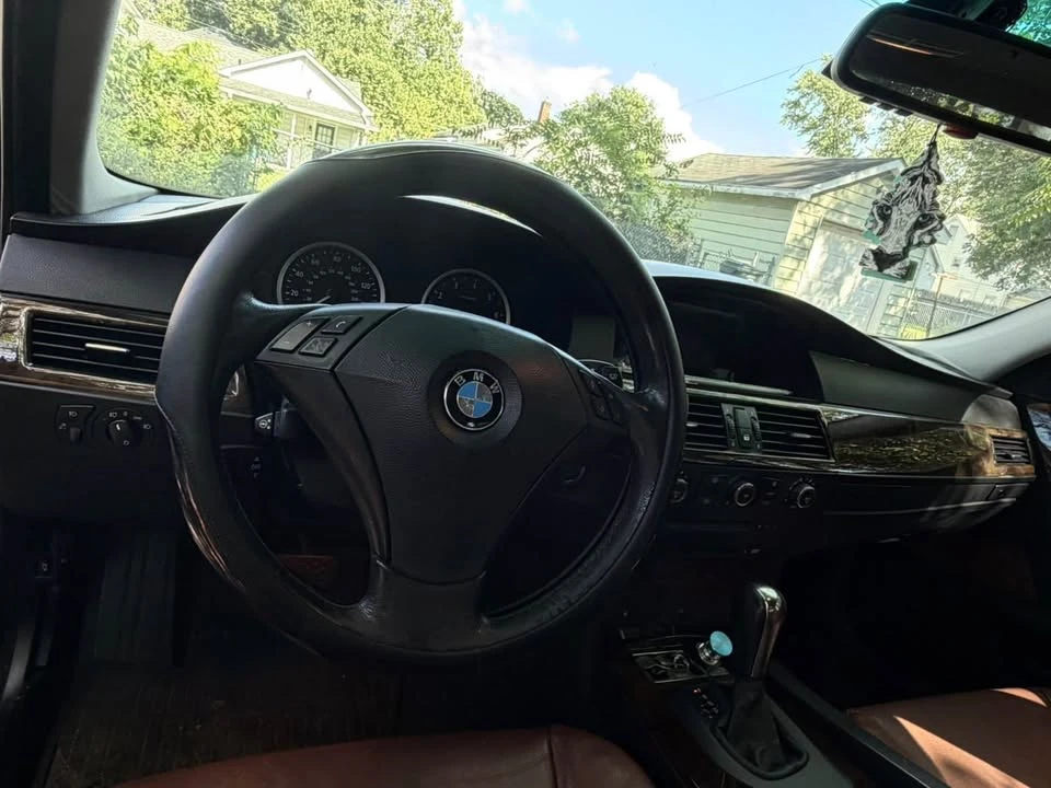2007 BMW E60 5 Series Sedan - Image 4 of 5