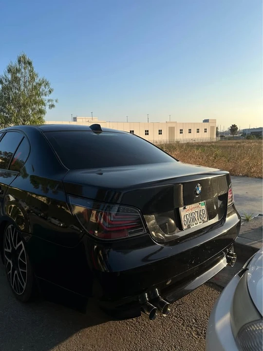2007 BMW E60 5 Series Sedan - Image 6 of 8