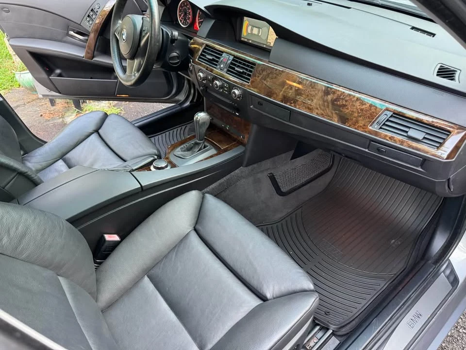 2007 BMW E60 5 Series Sedan - Image 10 of 15