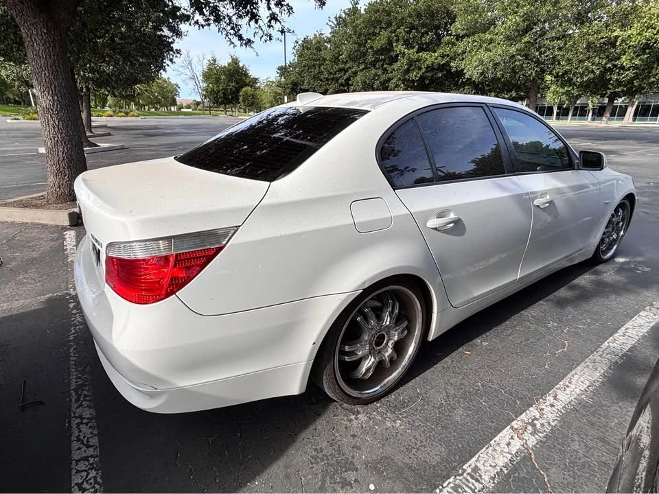 2007 BMW E60 5 Series Sedan - Image 4 of 5