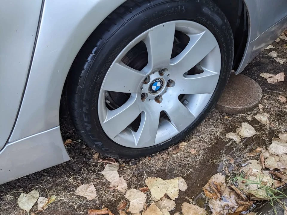 2007 BMW E60 5 Series Sedan - Image 3 of 10