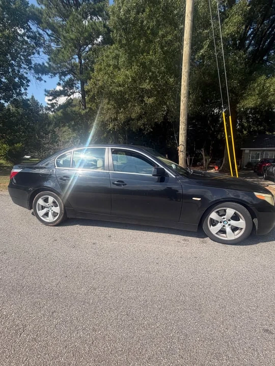 2007 BMW E60 5 Series Sedan - Image 2 of 2