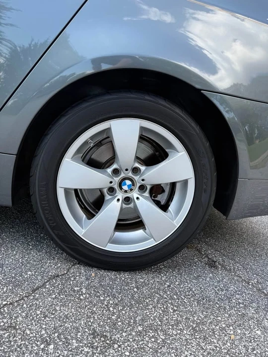 2007 BMW E60 5 Series Sedan - Image 15 of 18