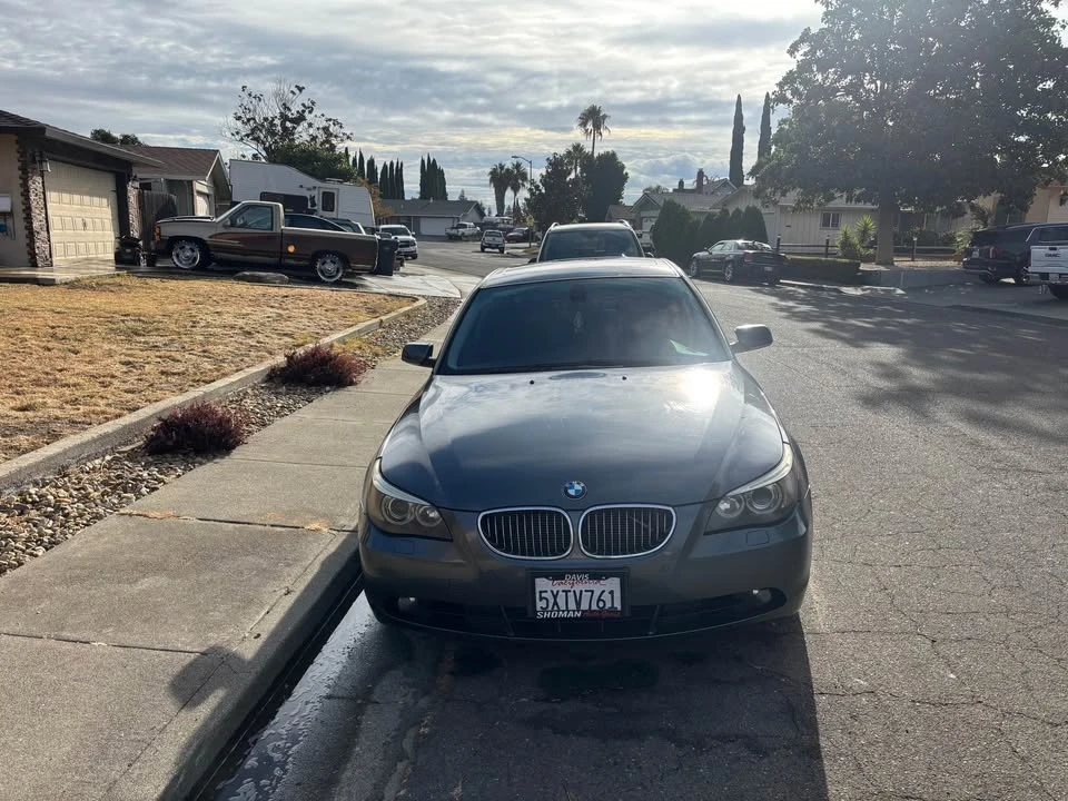 2007 BMW E60 5 Series Sedan - Image 2 of 6