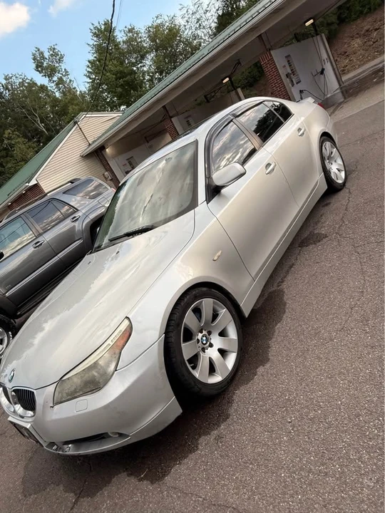 2007 BMW E60 5 Series Sedan - Image 8 of 9