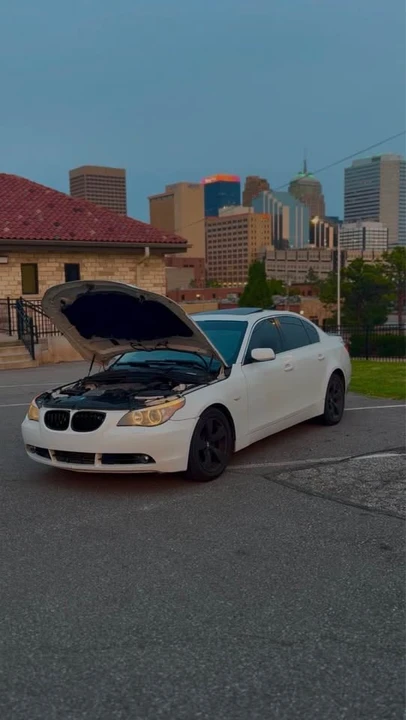 2007 BMW E60 5 Series Sedan - Image 3 of 4