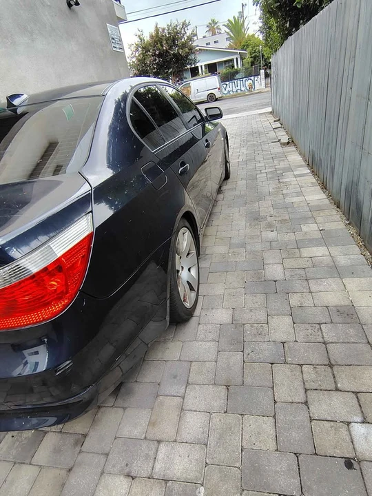 2007 BMW E60 5 Series Sedan - Image 6 of 9