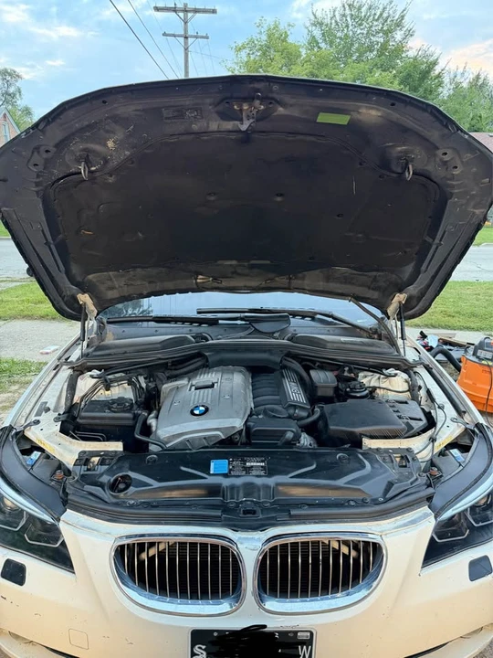 2007 BMW E60 5 Series Sedan - Image 2 of 19