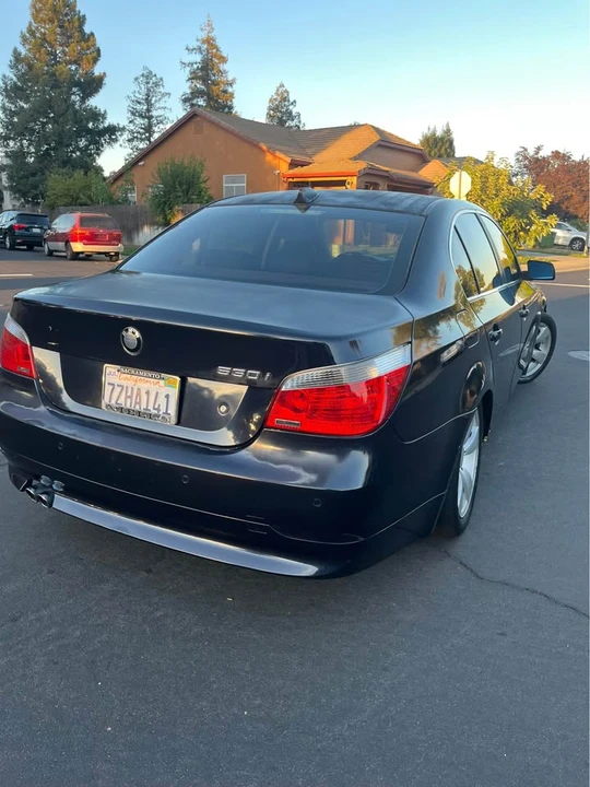 2007 BMW E60 5 Series Sedan - Image 3 of 10