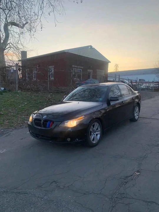 2007 BMW E60 5 Series Sedan - Image 8 of 10