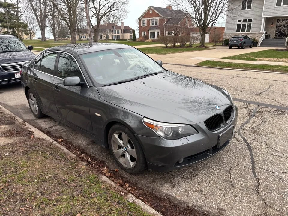 2007 BMW E60 5 Series Sedan - Image 2 of 5