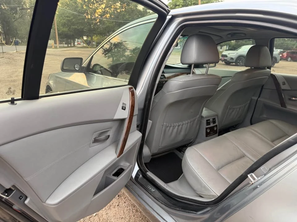 2007 BMW E60 5 Series Sedan - Image 9 of 18