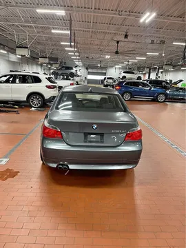 2007 BMW 5 Series 530xi Sedan 4D