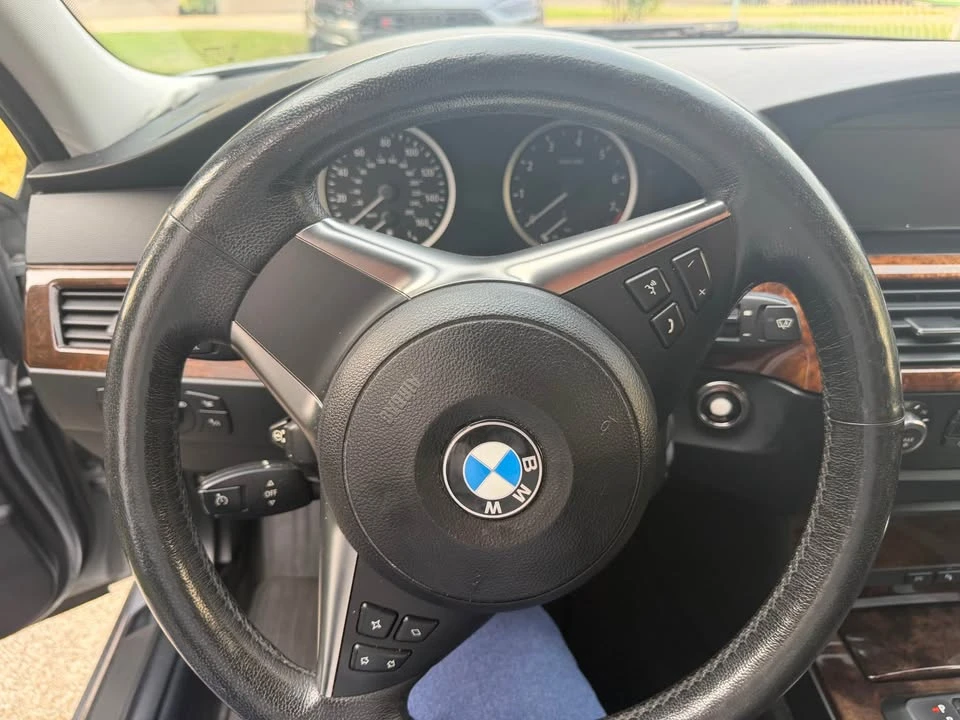 2007 BMW E60 5 Series Sedan - Image 14 of 20