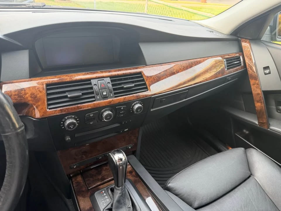 2007 BMW E60 5 Series Sedan - Image 13 of 20