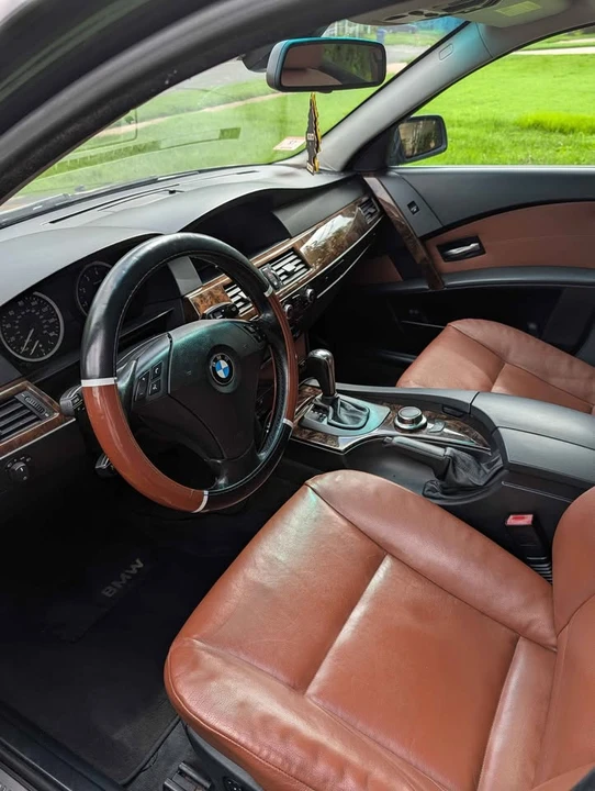 2007 BMW E60 5 Series Sedan - Image 7 of 12