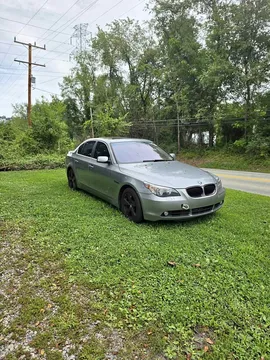 2007 BMW 5 Series 530xi Sedan 4D