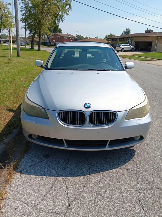 2007 BMW E60 5 Series Sedan - Image 2 of 8