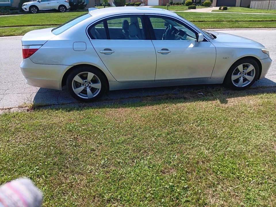 2007 BMW E60 5 Series Sedan - Image 3 of 8
