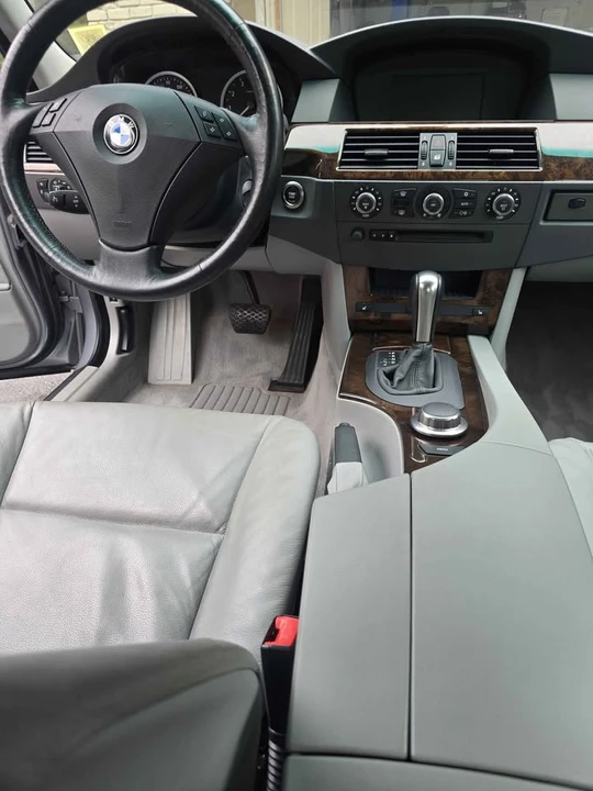 2007 BMW E60 5 Series Sedan - Image 13 of 16