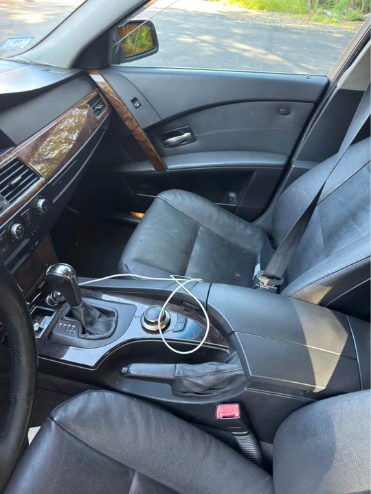 2007 BMW E60 5 Series Sedan - Image 6 of 7