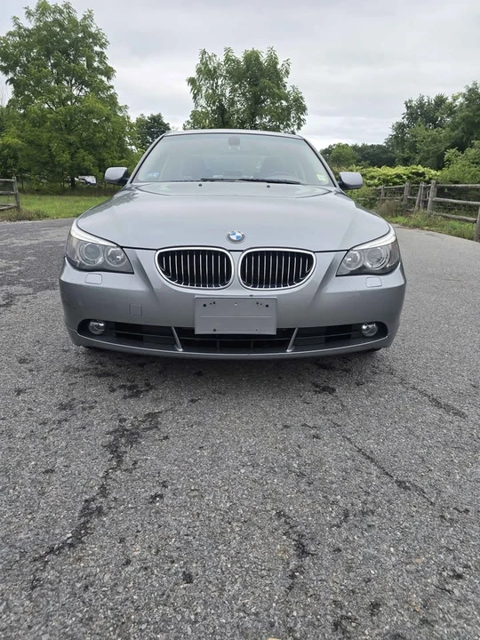 2007 BMW E60 5 Series Sedan - Image 2 of 16