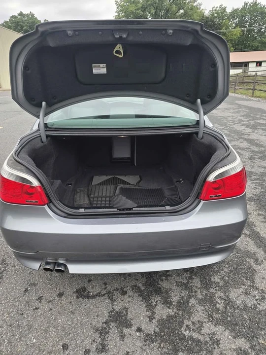 2007 BMW E60 5 Series Sedan - Image 7 of 16