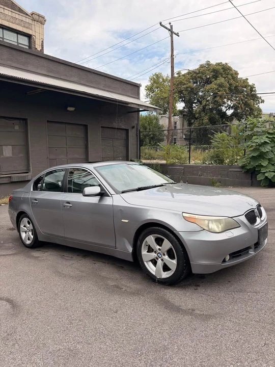 2007 BMW E60 5 Series Sedan - Image 3 of 10