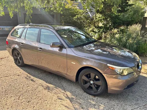 2007 BMW 5 Series 530xi Wagon 4D