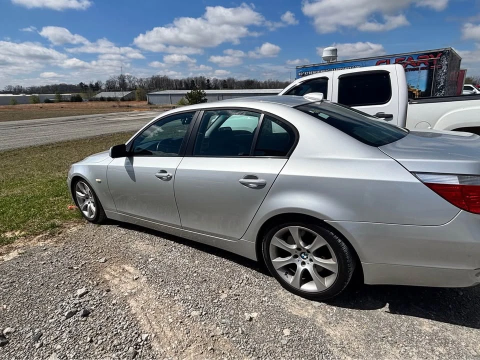 2007 BMW E60 545i & 550i Sedan - Image 2 of 8