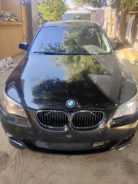 2007 BMW 5 Series 550i Sedan 4D