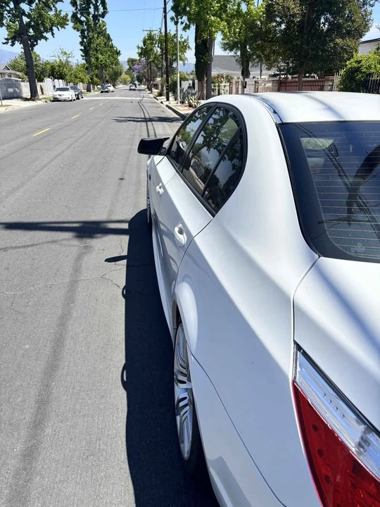 2007 BMW E60 545i & 550i Sedan - Image 7 of 13