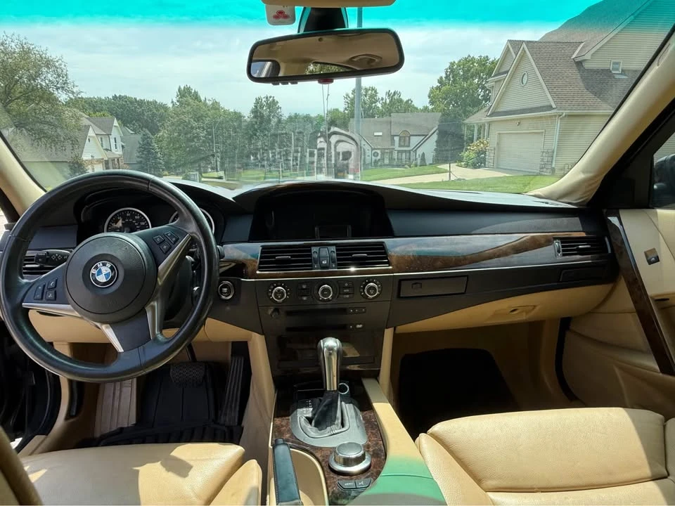 2007 BMW E60 545i & 550i Sedan - Image 3 of 8