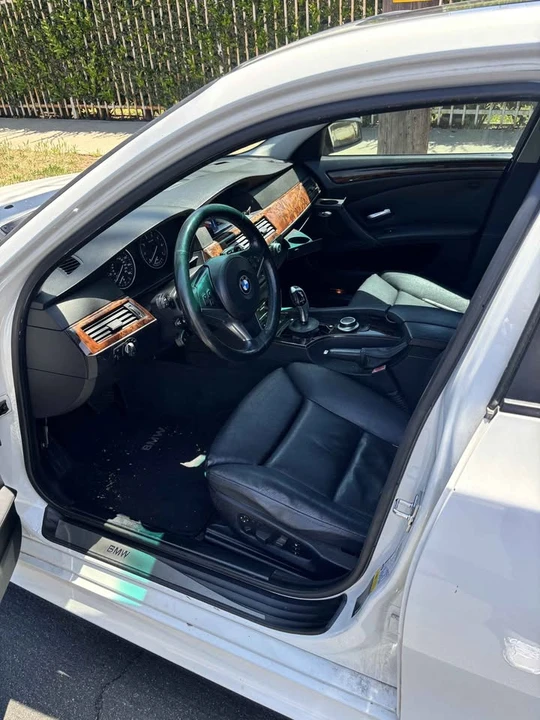 2007 BMW E60 545i & 550i Sedan - Image 13 of 13