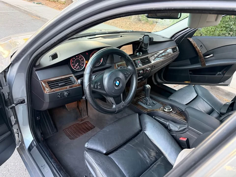 2007 BMW E60 545i & 550i Sedan - Image 8 of 12