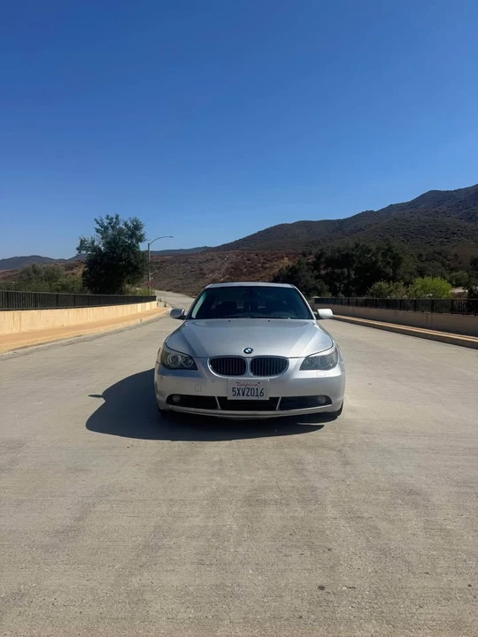 2007 BMW E60 545i & 550i Sedan - Image 3 of 17