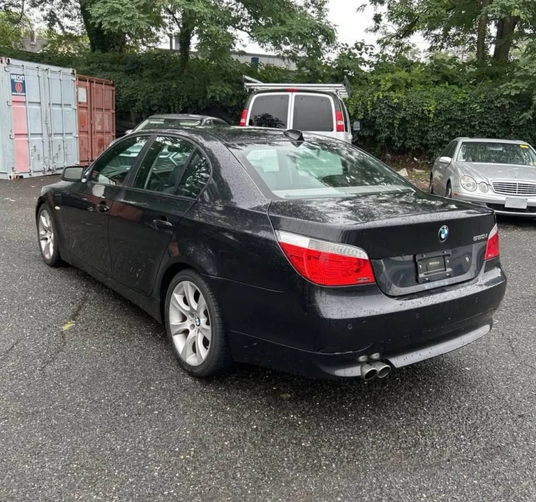 2007 BMW E60 545i & 550i Sedan - Image 4 of 20