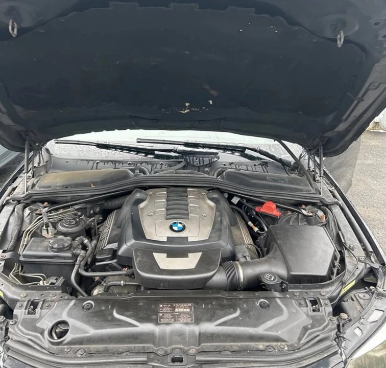 2007 BMW E60 545i & 550i Sedan - Image 17 of 20