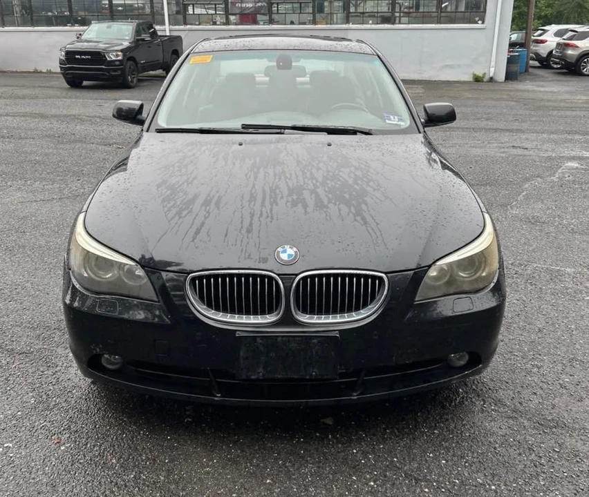 2007 BMW E60 545i & 550i Sedan - Image 6 of 20