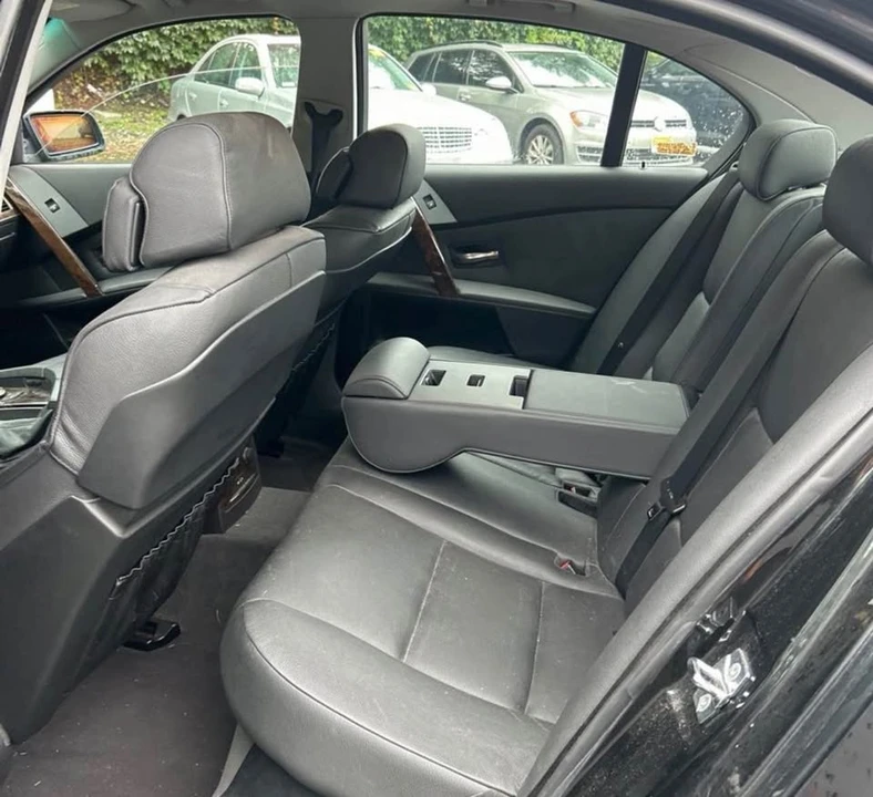 2007 BMW E60 545i & 550i Sedan - Image 13 of 20