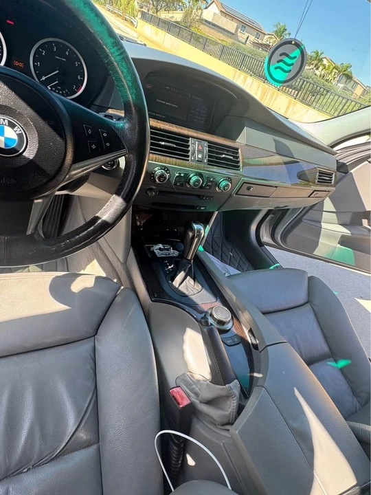 2007 BMW E60 545i & 550i Sedan - Image 11 of 17