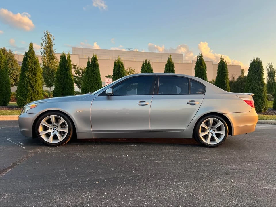 2007 BMW E60 545i & 550i Sedan - Image 2 of 16